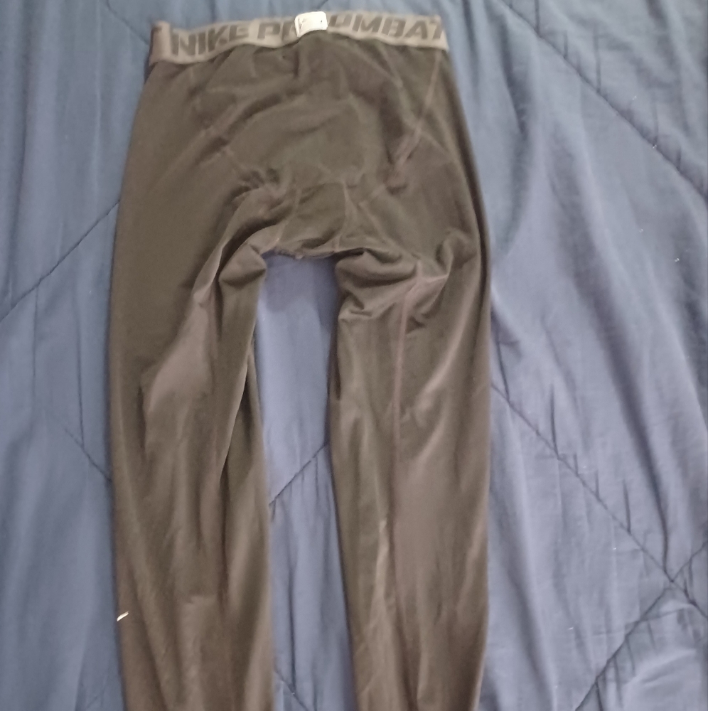 Nike pro combat leggings